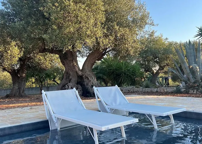 Trulli Dell Uliveto - 2 Bedrooms - Private Pool בית נופש